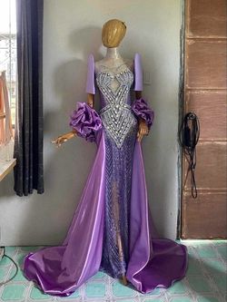 Purple Size 4 Straight Dress on Queenly