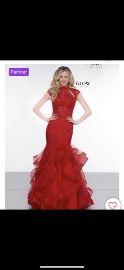 Red Size 2 Mermaid Dress on Queenly