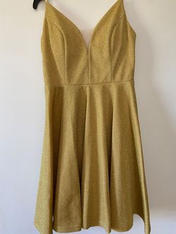 Gold Size 0 Cocktail Dress on Queenly