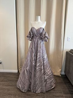 Nude Size 6 Ball gown on Queenly