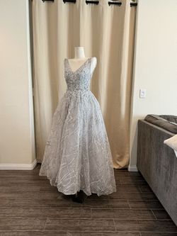 Silver Size 4 Straight Dress on Queenly