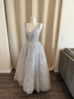 Silver Size 4 Straight Dress on Queenly