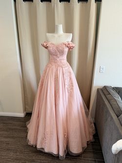 Pink Size 4 Ball gown on Queenly