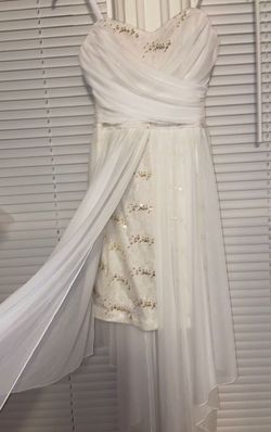 White Size 2 Cocktail Dress on Queenly