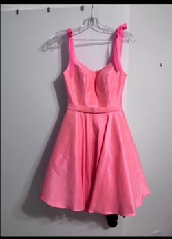 Pink Size 4 Cocktail Dress on Queenly