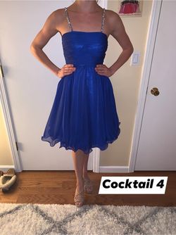 Mac Duggal Blue Size 2 Prom Cocktail Dress on Queenly