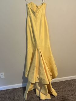 sherri Hill Yellow Size 4 Floor Length Train Dress on Queenly